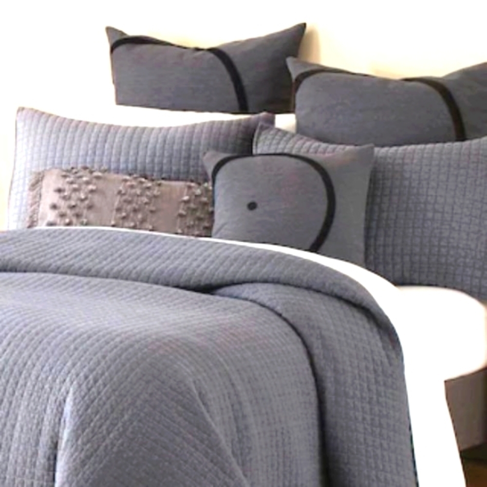 ELLEN DEGENERES 1-PIECE BLUE EUROPEAN PILLOW SHAM 100% COTTON SIZE 26in X 26in.